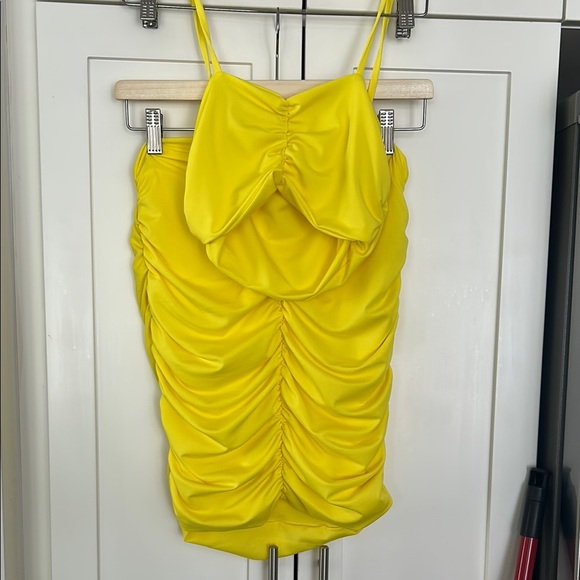 Sexy Neon Yellow 2 Pc Crop Top and Ruched Mini Skirt Set Size S - Picture 3 of 10